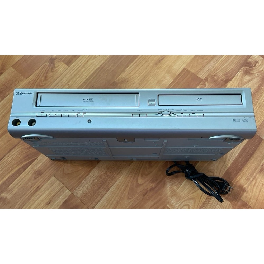 EMERSON EWD2004 DVD/VCR Combo Player‎ DVD AS IS /VCR FOR PARTS